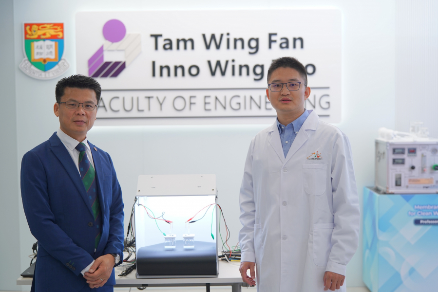 Professor Mingxin Huang and Dr Kaiping Yu.