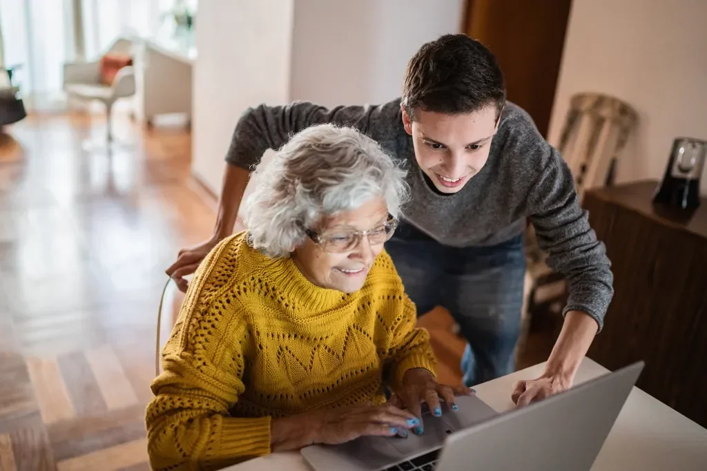 Scientists find significant link between internet use and dementia